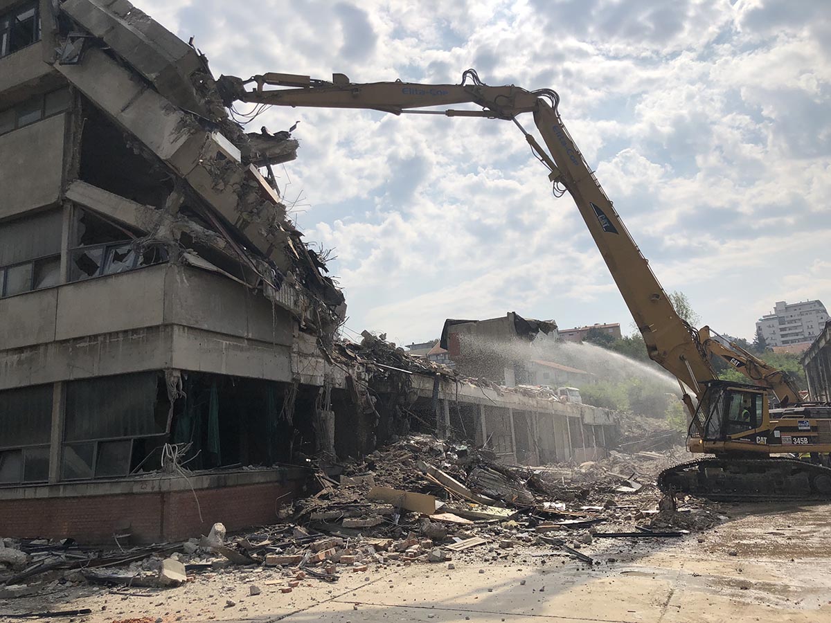 Dịch vụ đập phá công trình tại Đà Nẵng – Nhanh chóng, sạch sẽ, giá tốt